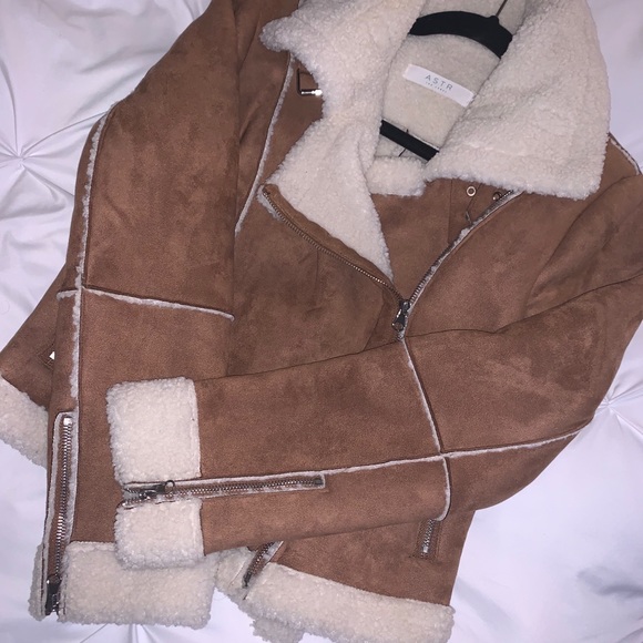 *WORN ONCE* ASTR The Label Faux Fur Jacket - Picture 9 of 10